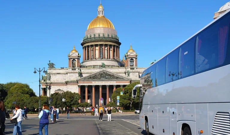 обзорные экскурсии по Петербургу
